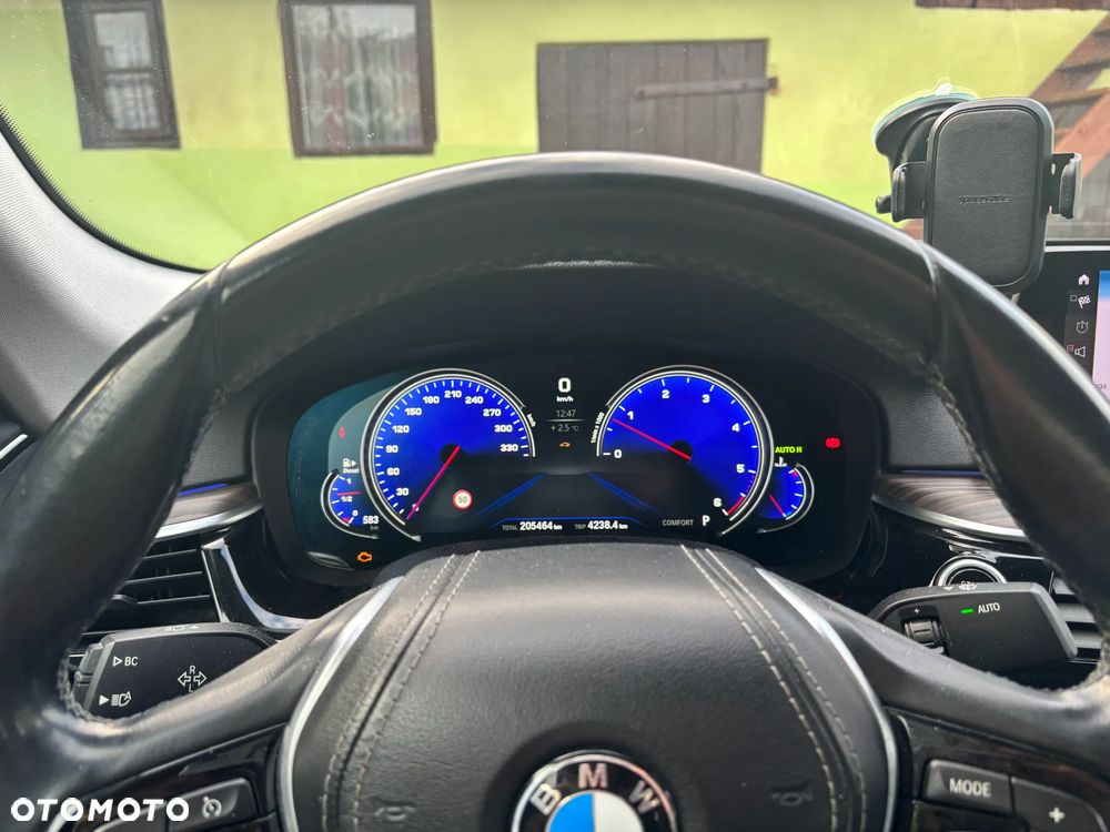 BMW Seria 5 530d xDrive Sport Line - 13