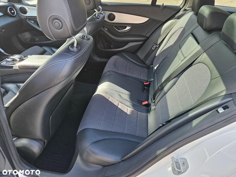 Mercedes-Benz Klasa C 200 (BlueTEC) d 7G-TRONIC Exclusive - 22