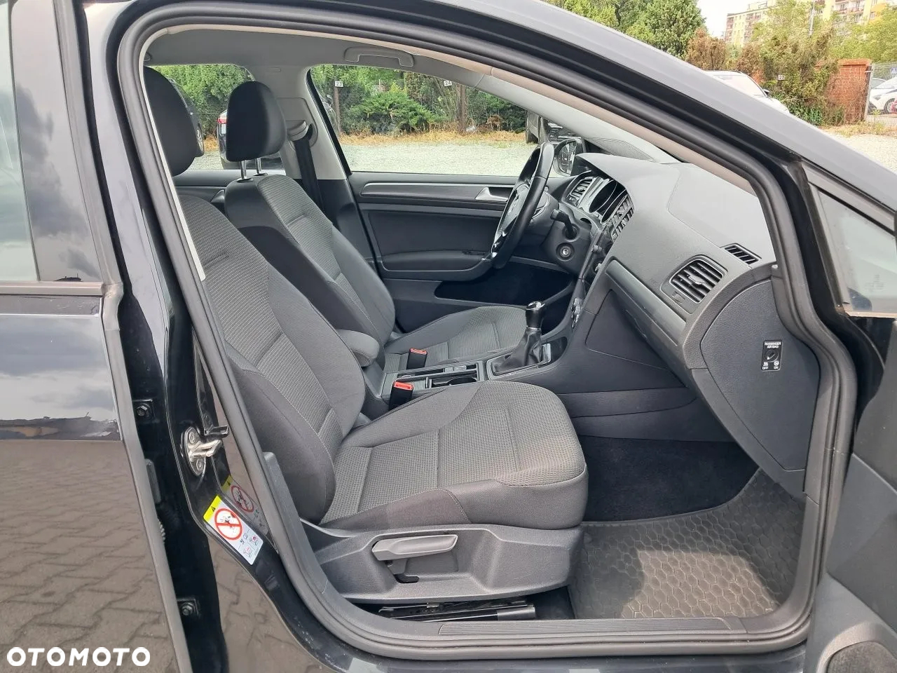Volkswagen Golf VII 1.6 TDI BMT Comfortline - 13