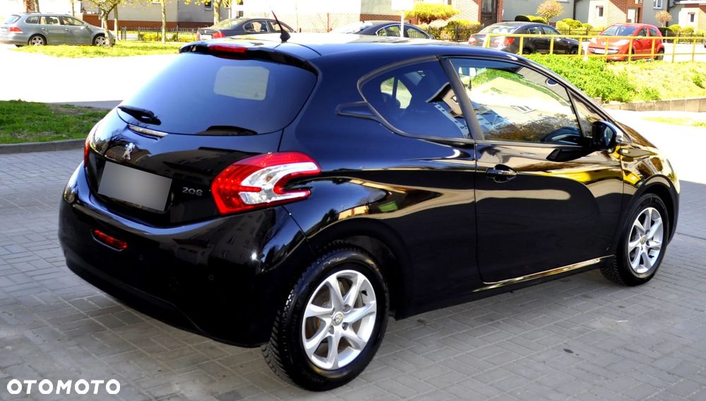 Peugeot 208 82 PureTech Style - 5