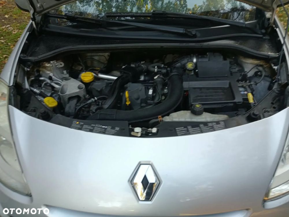 Renault Clio - 6