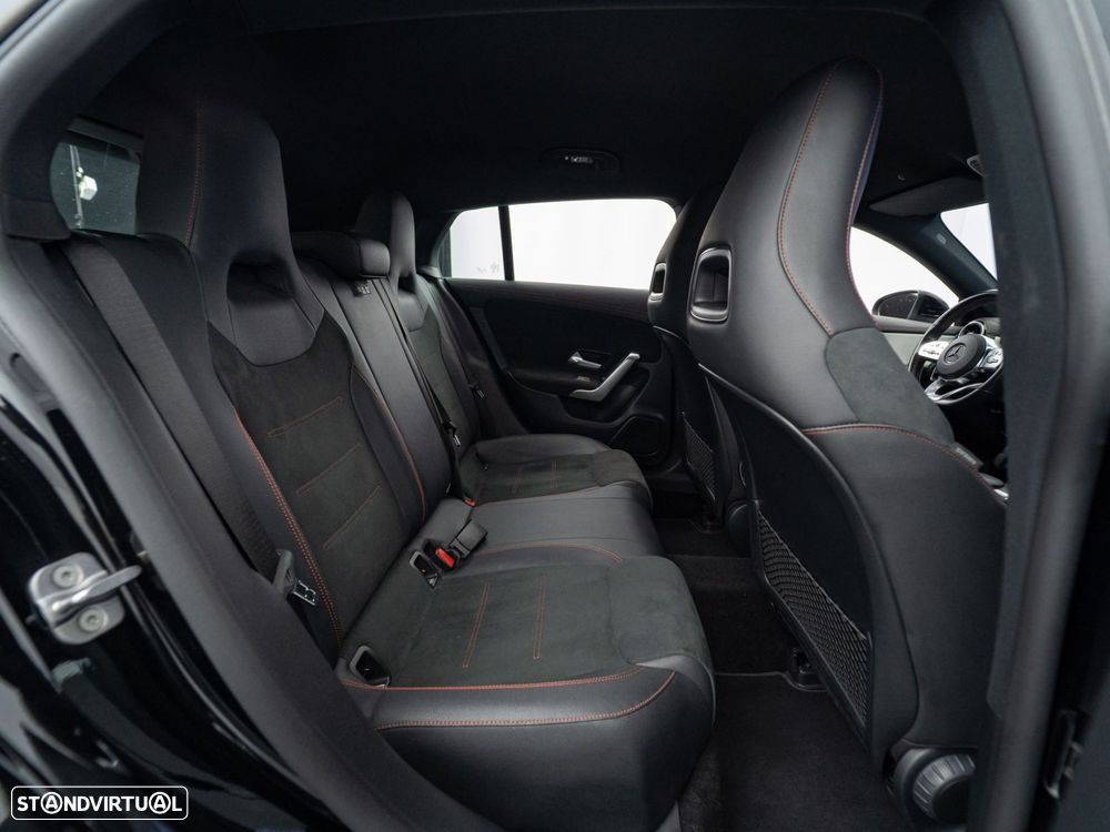 Mercedes-Benz CLA 250 e Shooting Brake AMG Line - 39