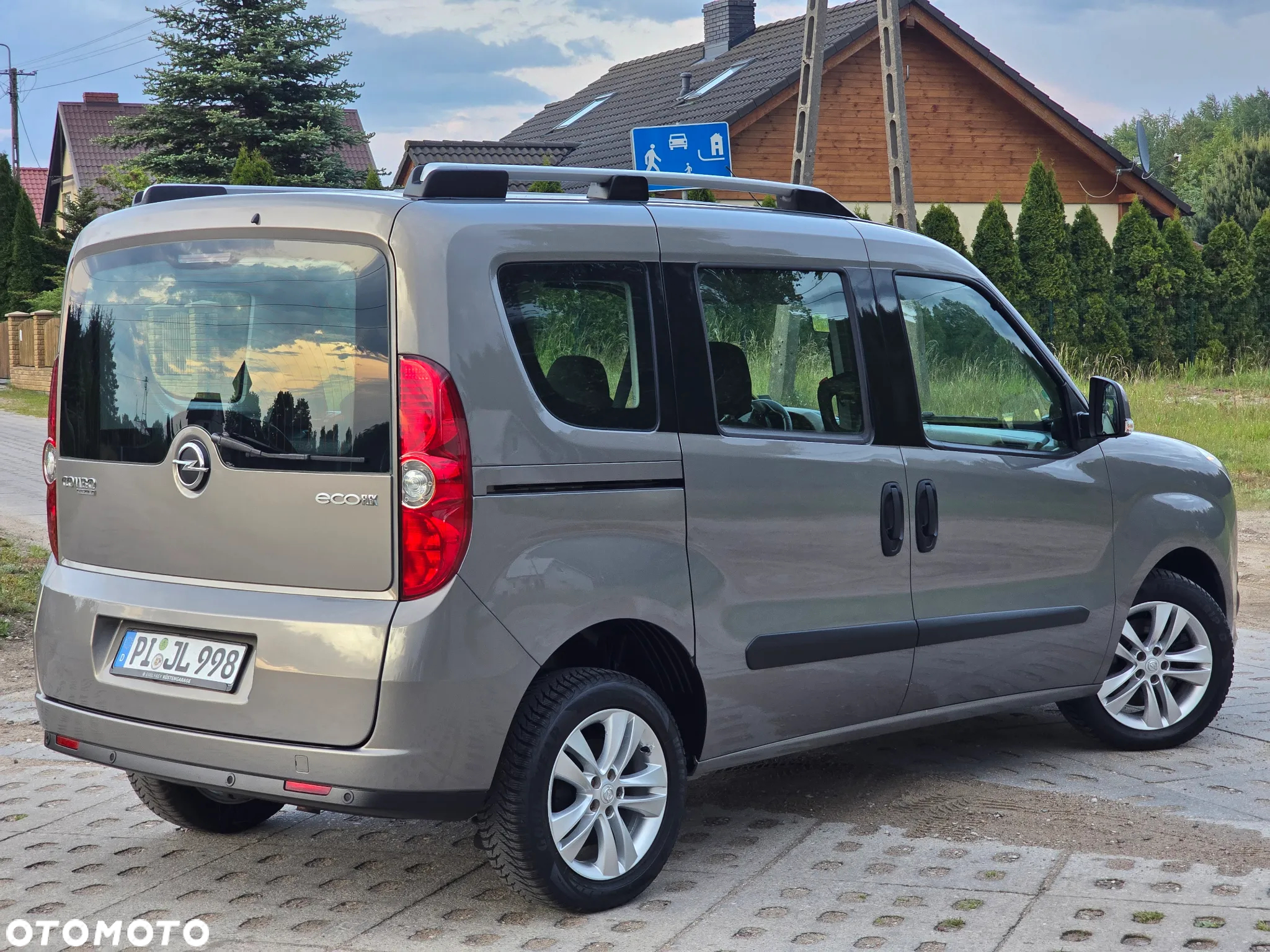 Opel Combo Tour 2.0 CDTI Cosmo - 16