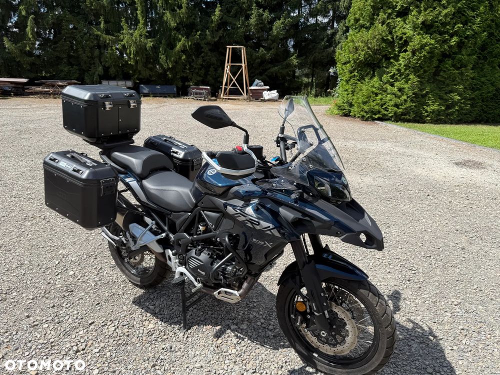 Benelli TRK 502X - 5