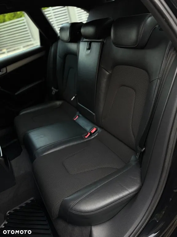 Audi A4 Avant 2.0 TDI DPF quattro S line Sportpaket (plus) - 8