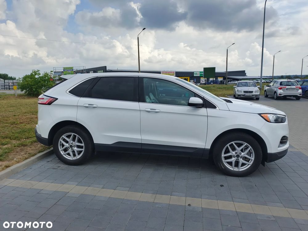 Ford Edge - 4