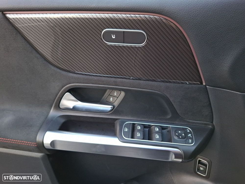 Mercedes-Benz GLB 200 d AMG Line - 19