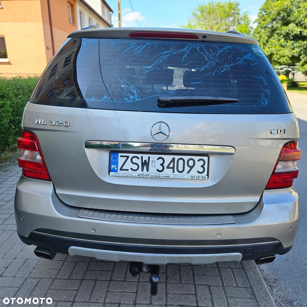 Mercedes-Benz ML 320 CDI 4Matic 7G-TRONIC - 9