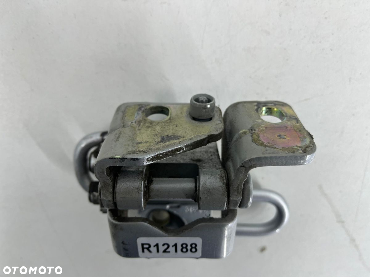 Zawias drzwi VW Golf V 5 HB 5drzwi prawy tylny ogranicznik drzwi 1k4833412h - 5
