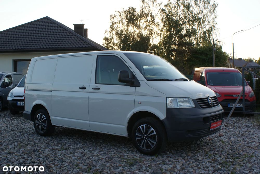Volkswagen Transporter T5 - 1