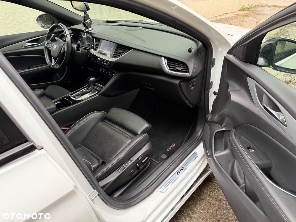 Opel Insignia 2.0 T 4x4 GSi S&S - 19
