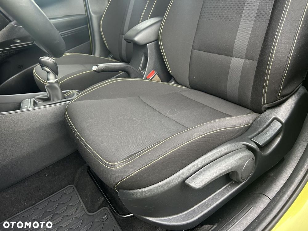 Hyundai i20 - 11