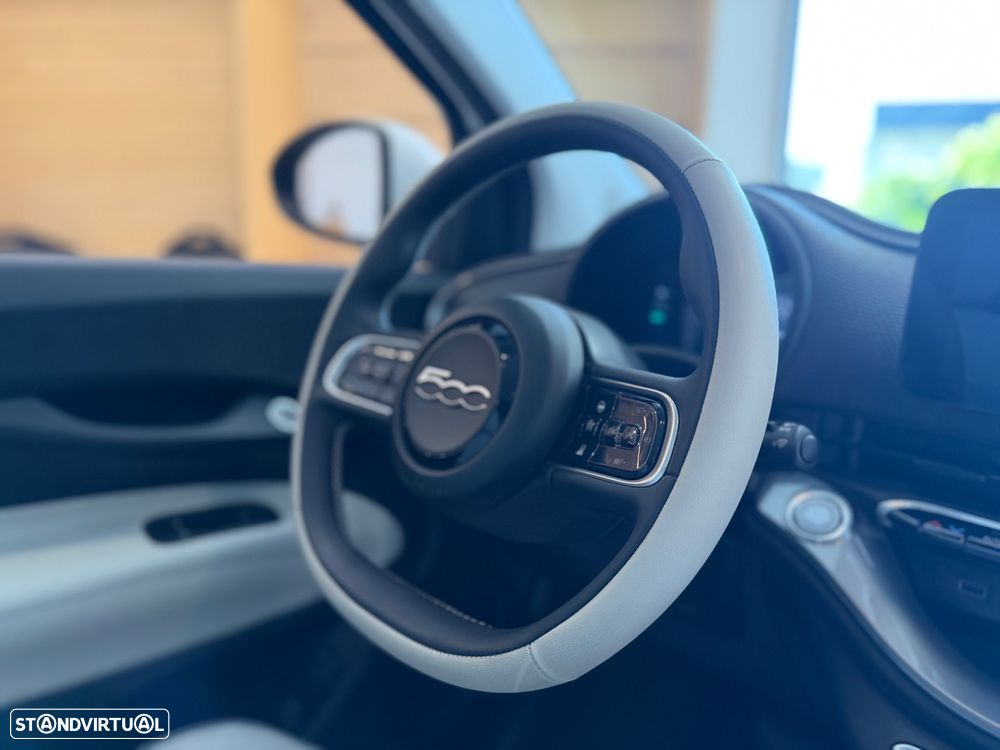 Fiat 500e 42kWh la Prima (by Bocelli) - 37