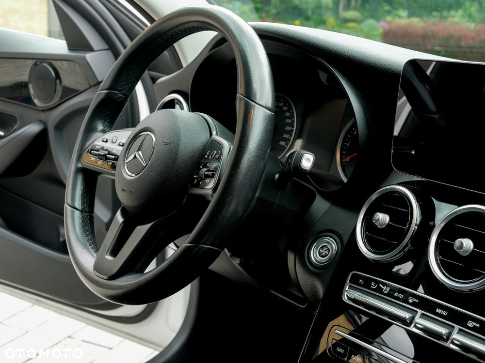 Mercedes-Benz Klasa C 160 9G-TRONIC - 24
