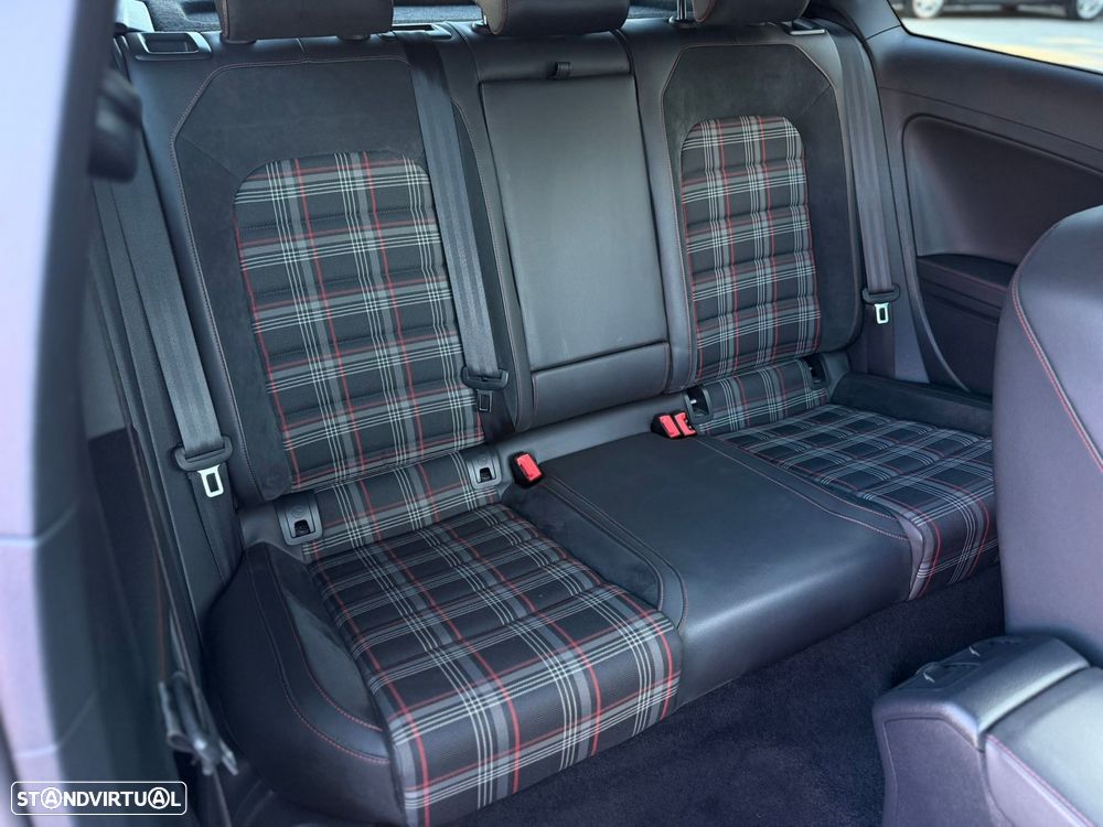 VW Golf 2.0 TSi GTi DSG Performance - 46