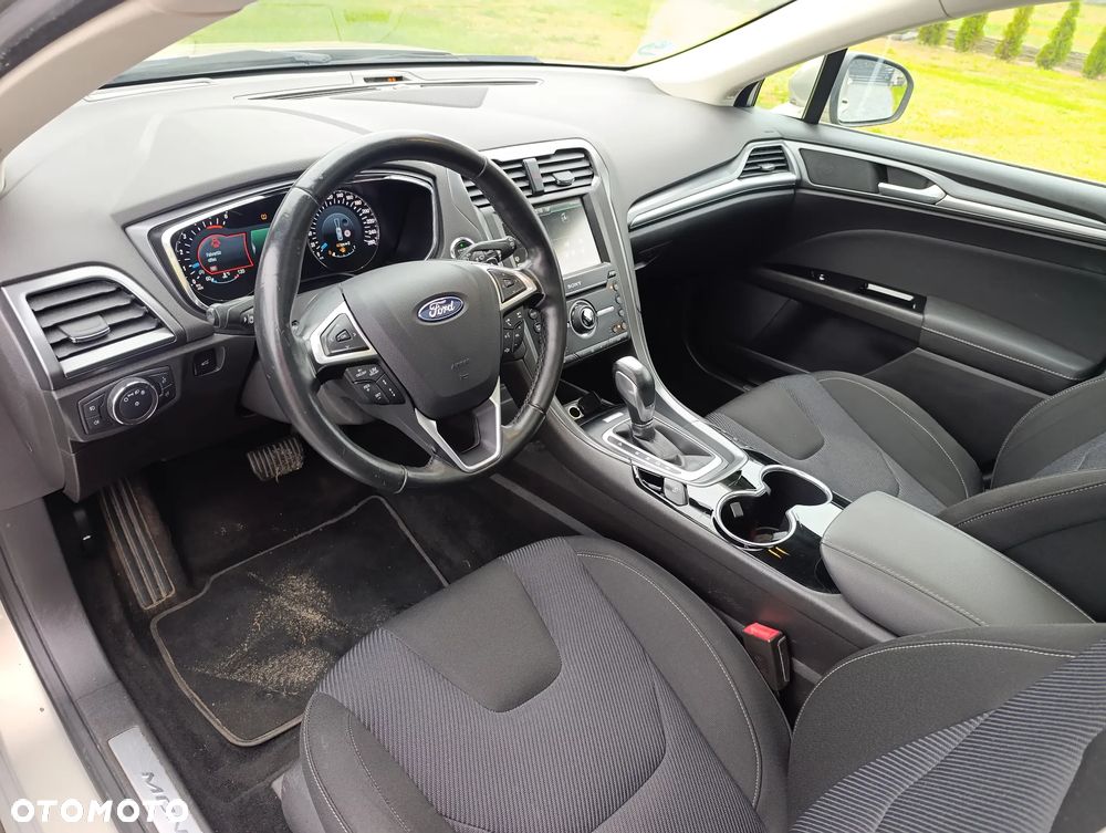 Ford Mondeo 2.0 TDCi Titanium PowerShift - 11