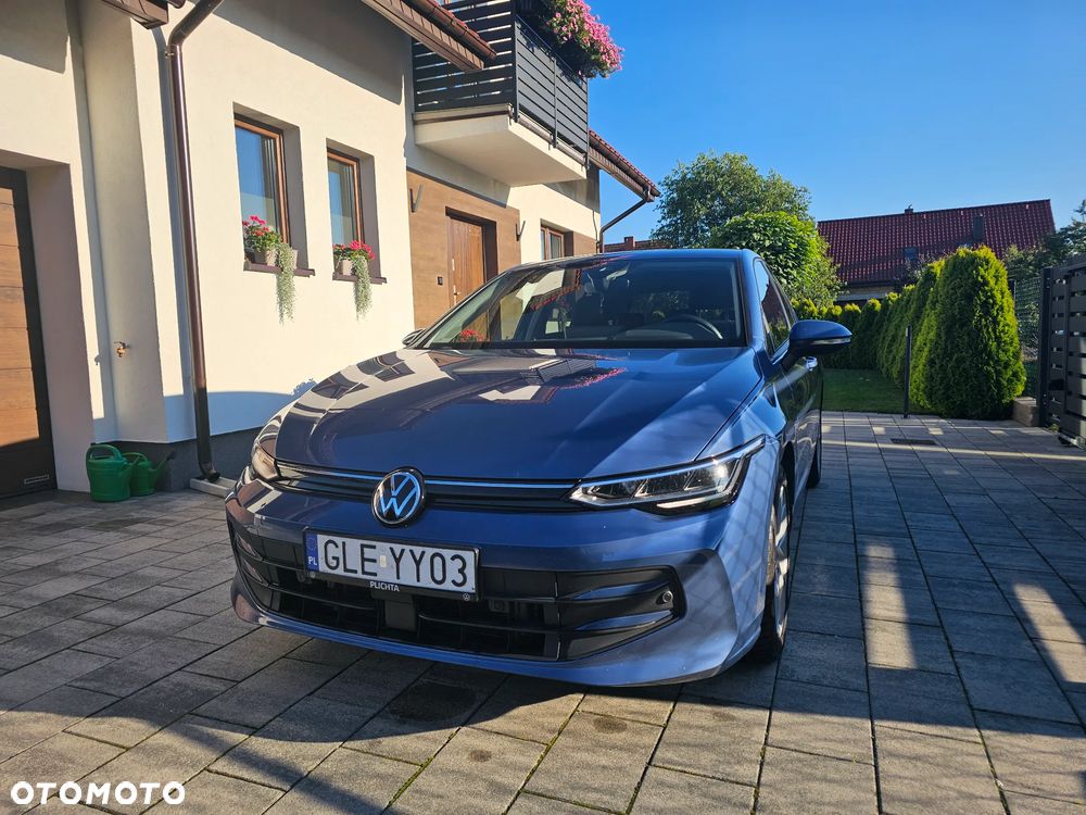 Volkswagen Golf 1.5 TSI Special Edition - 2