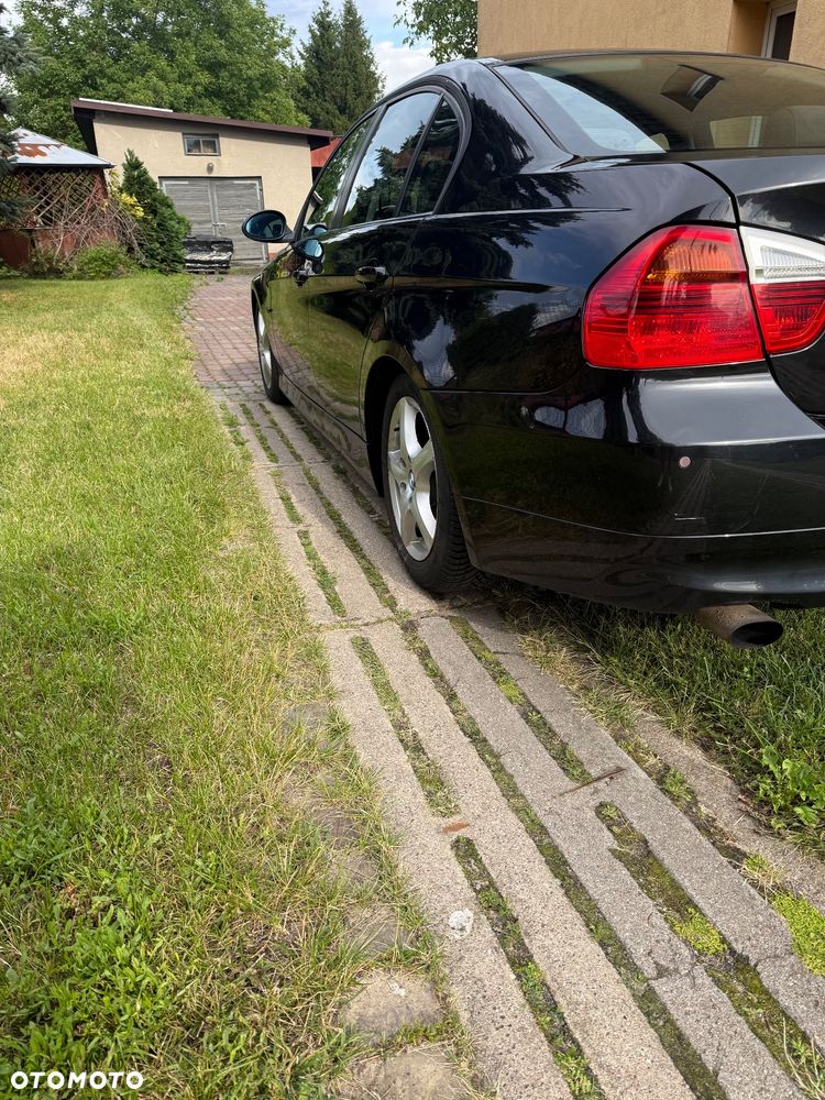 BMW Seria 3 318i - 3
