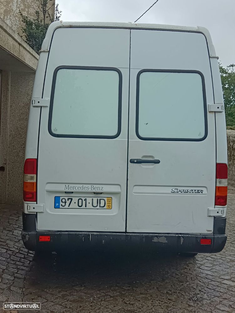Mercedes-Benz Sprinter - 8