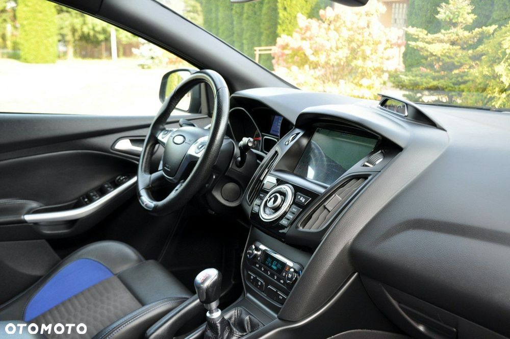 Ford Focus - 18
