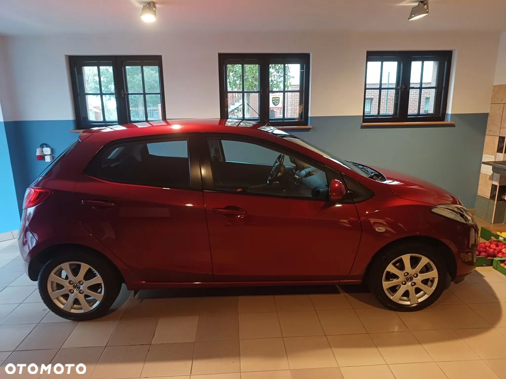 Mazda 2 1.5 Exclusive + - 5
