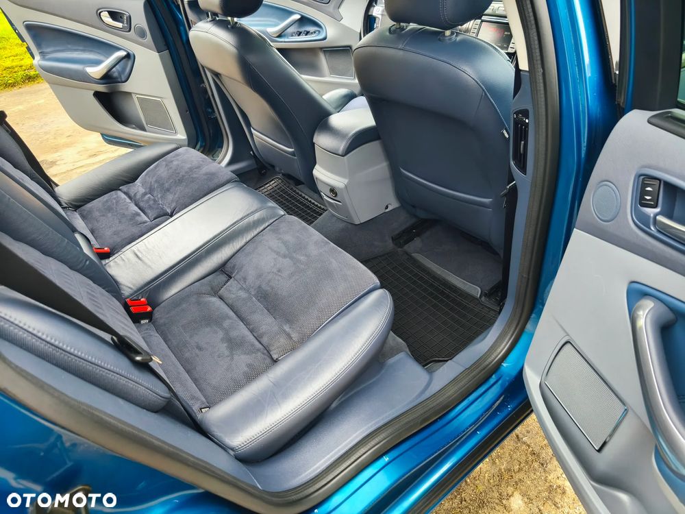 Ford Mondeo 2.0 TDCi Titanium - 28