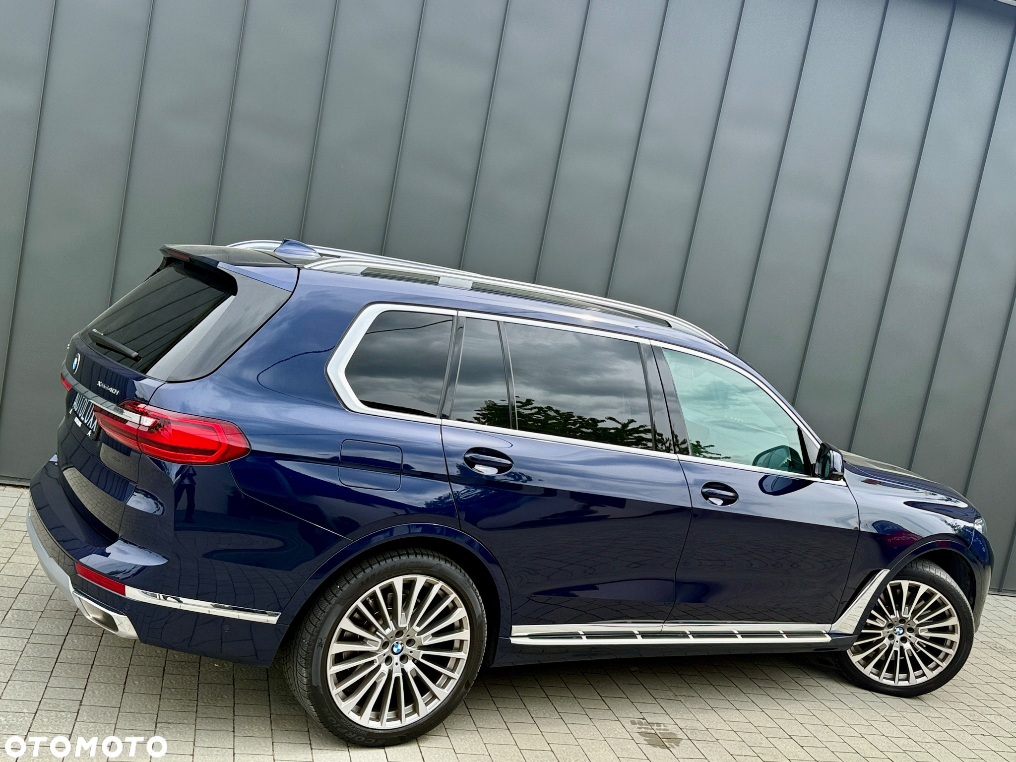 BMW X7 xDrive40i - 28