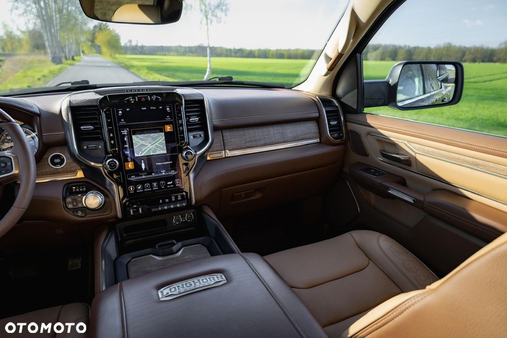 RAM 1500 5.7 Crew Cab Longhorn - 8