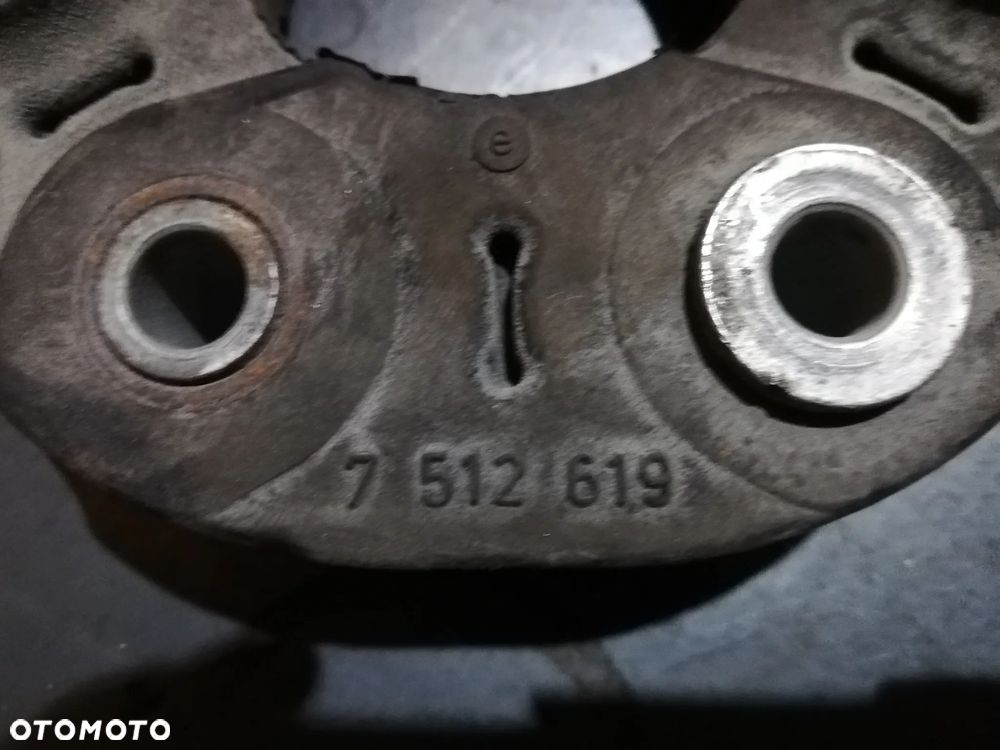 Guma łącznik Wału BMW BMW E60 E61 7512619 - 3