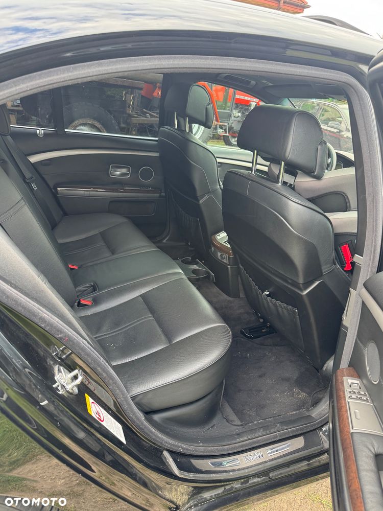 BMW Seria 7 745d - 8