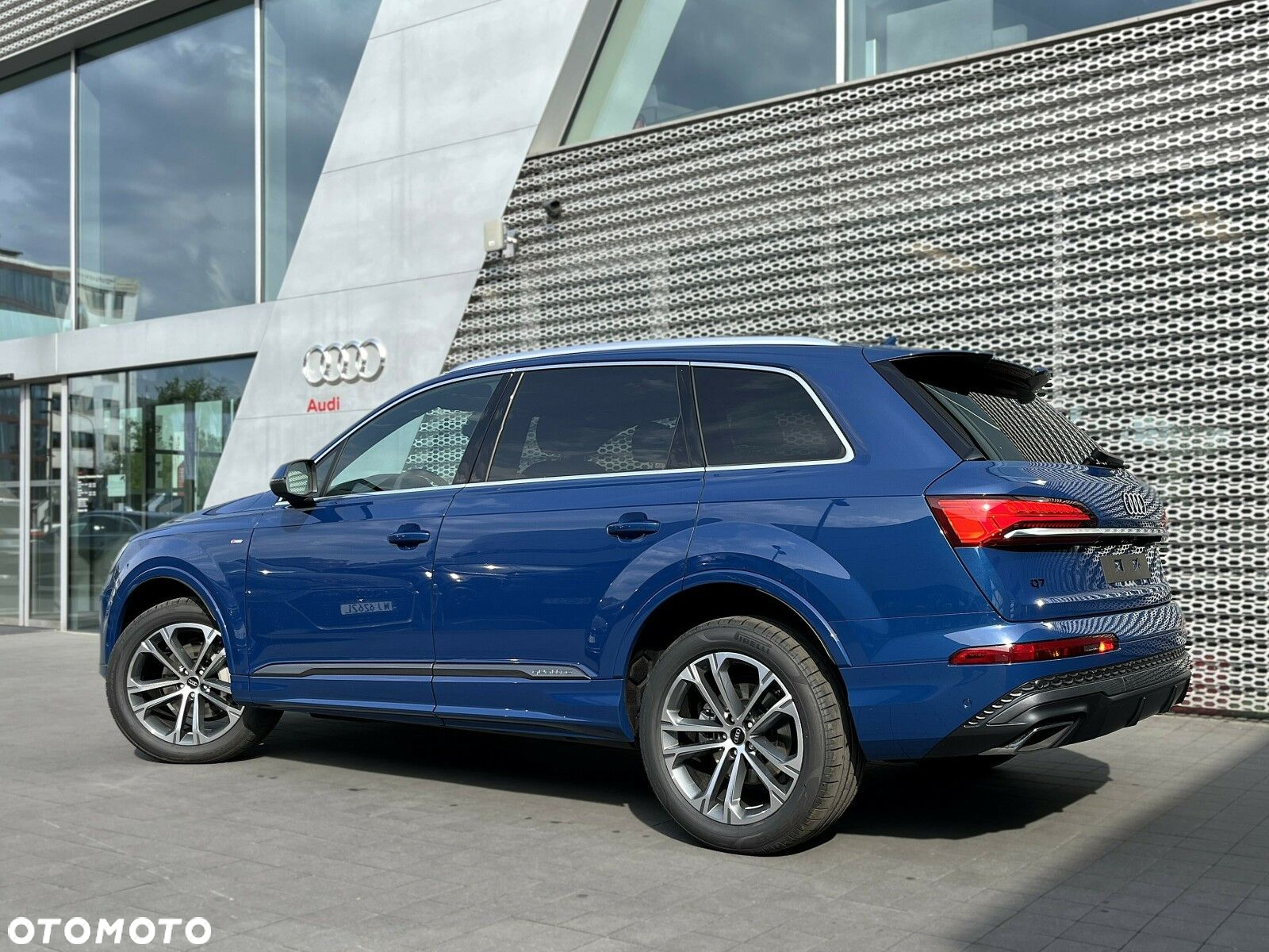 Audi Q7 - 7