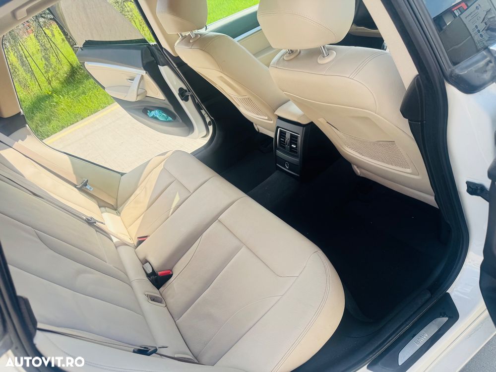 BMW Seria 3 320i xDrive Aut. Edition Luxury Line Purity - 9