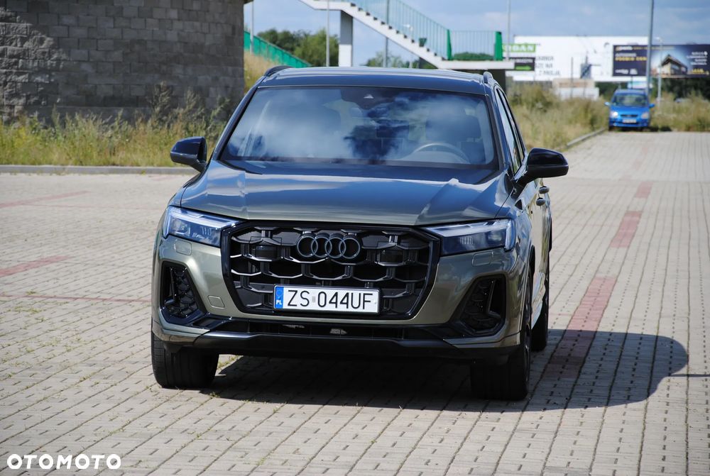 Audi Q7 - 10