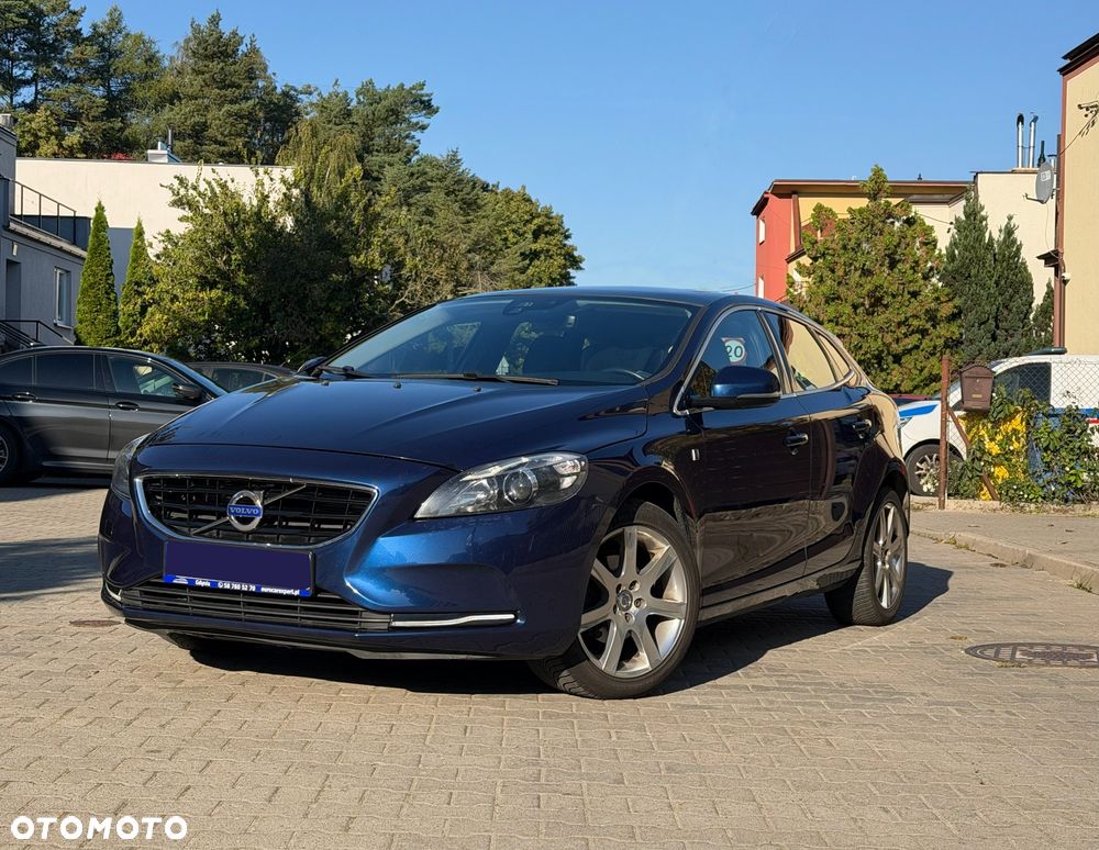 Volvo V40 D2 Ocean Race - 1