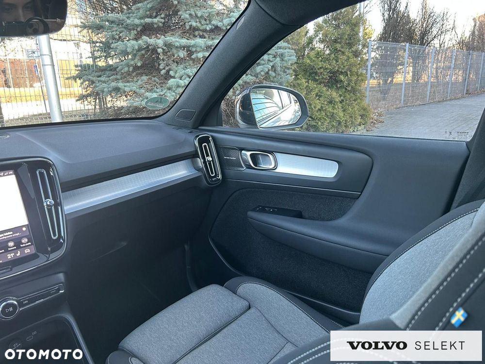 Volvo XC 40 - 36