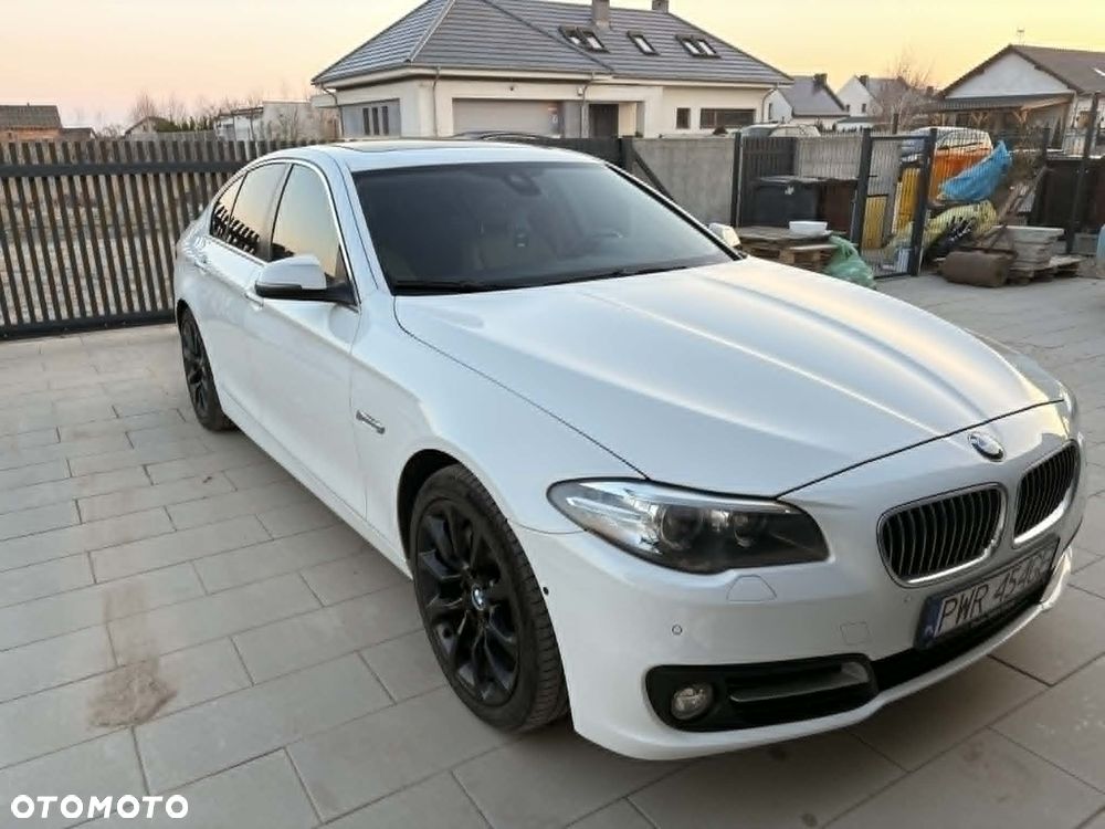 BMW Seria 5 535i xDrive Sport-Aut Luxury Line - 1