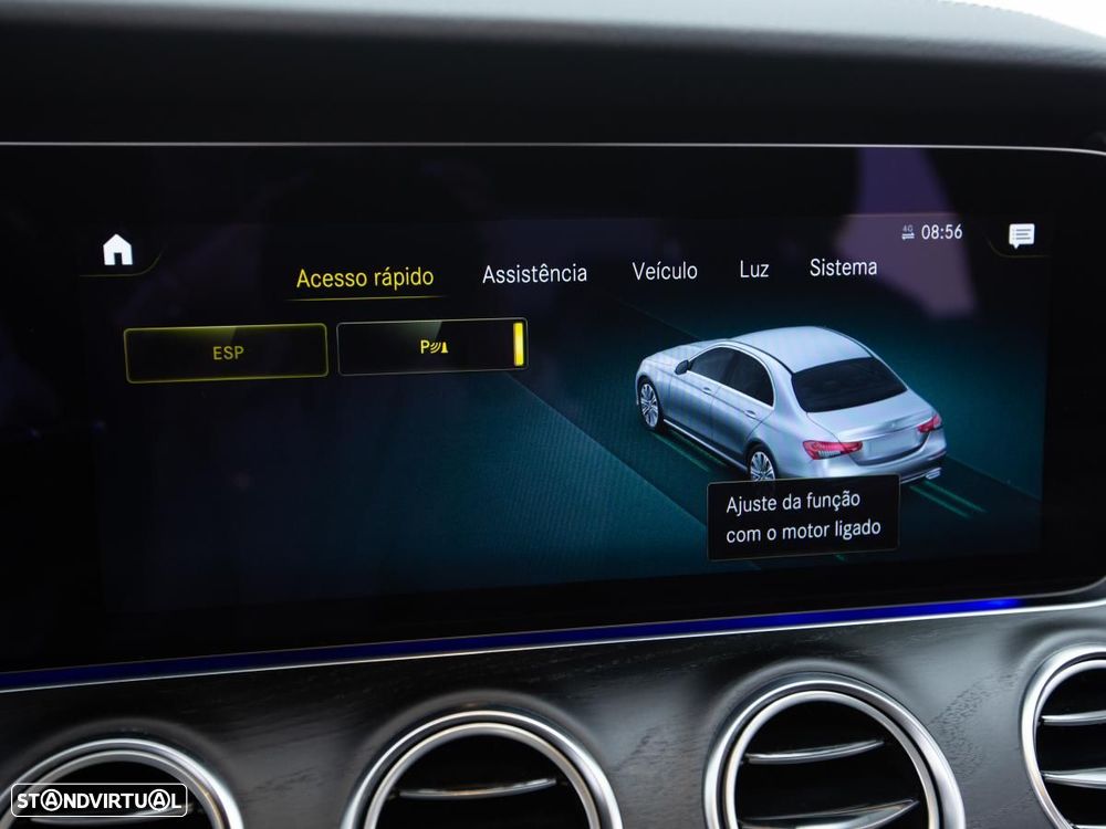 Mercedes-Benz E 300 de 4Matic 9G-TRONIC AMG Line - 35