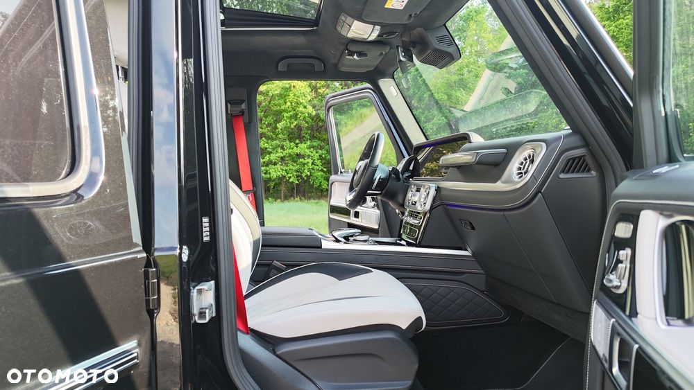 Mercedes-Benz Klasa G 400 d - 26