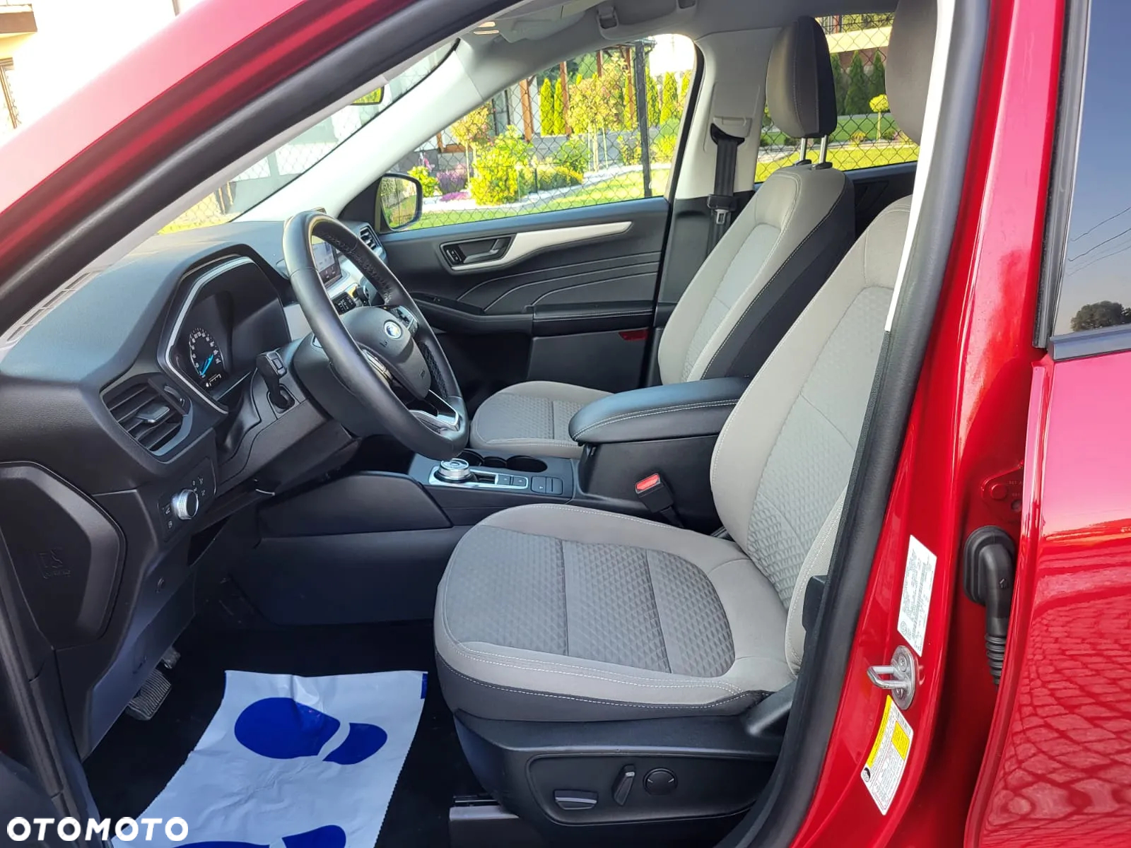 Ford Kuga - 21