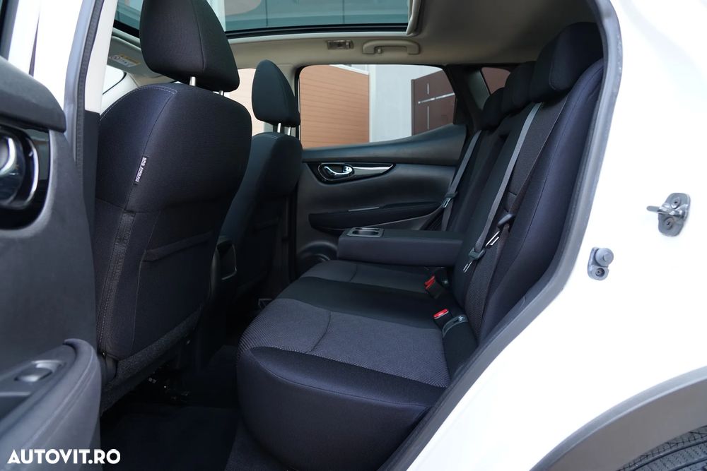 Nissan Qashqai 1.6 DCI N-Connecta - 7