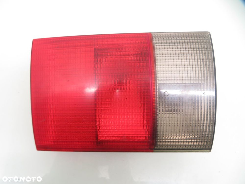 LAMPA LEWA TYLNA KLAPA AUDI 80 B4 8A0945093 - 4
