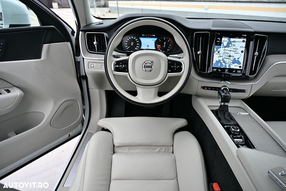 Volvo XC 60 D4 AWD Geartronic Inscription - 9