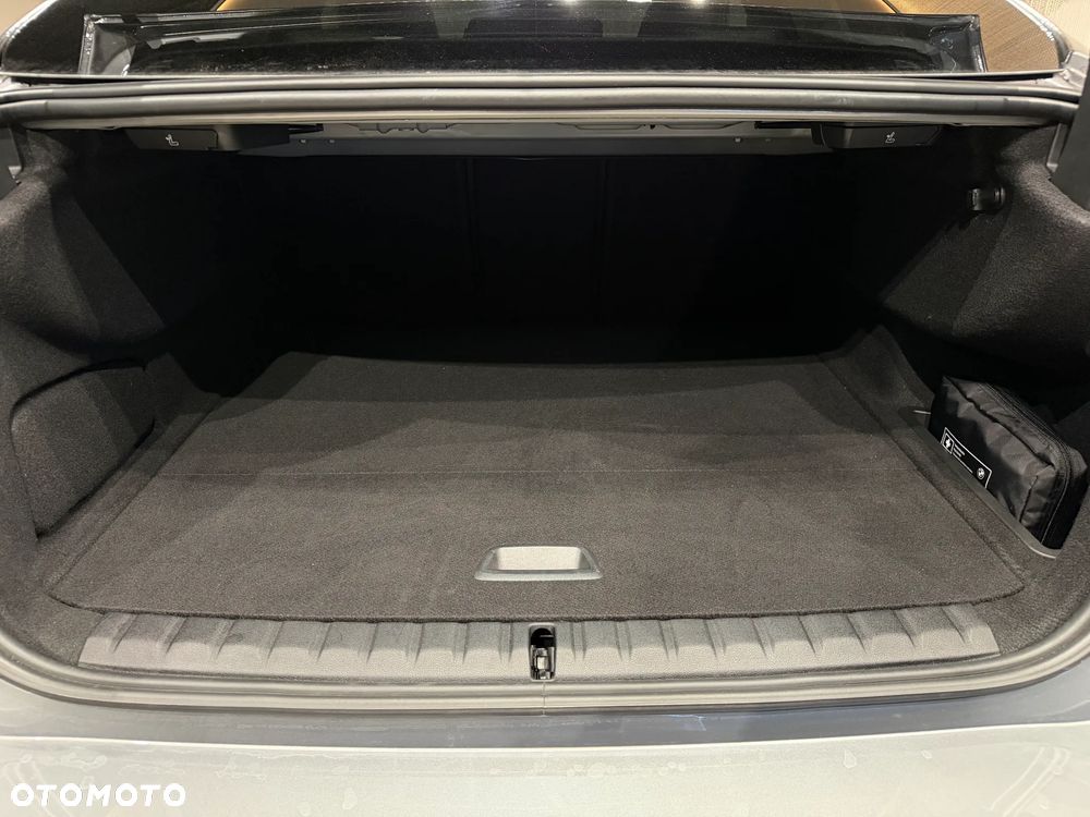 BMW Seria 2 220 mHEV - 24