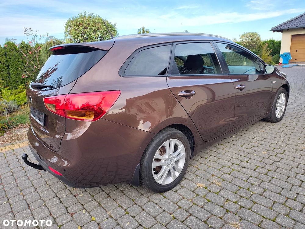 Kia Ceed - 5