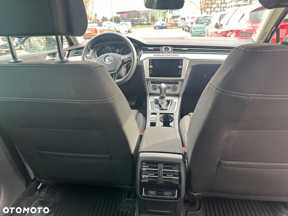 Volkswagen Passat 1.8 TSI BMT Comfortline DSG - 12