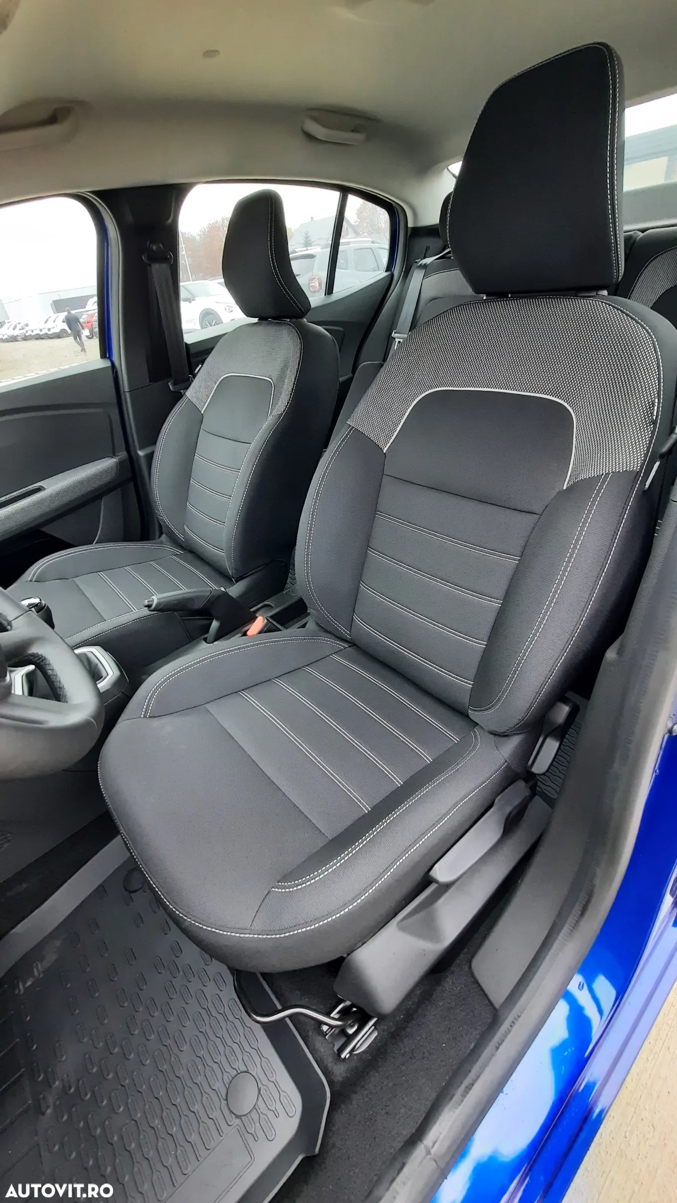 Dacia Logan TCe 90 MT6 Expression - 13