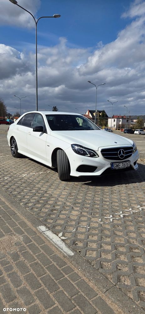 Mercedes-Benz Klasa E 220 BlueTEC 4Matic 7G-TRONIC Edition - 3