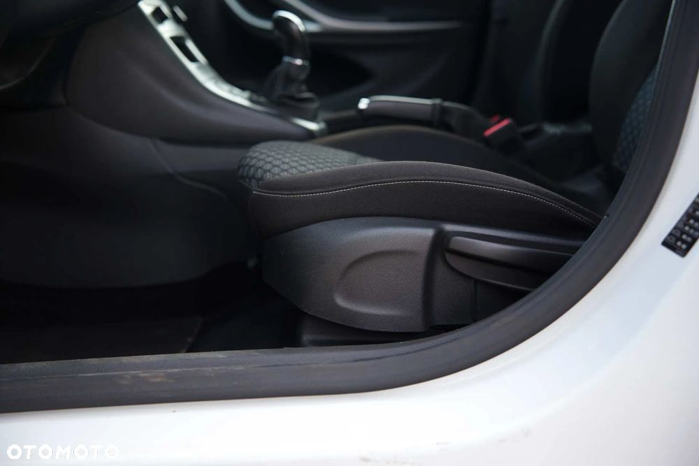 Opel Astra V 1.6 CDTI Enjoy - 13