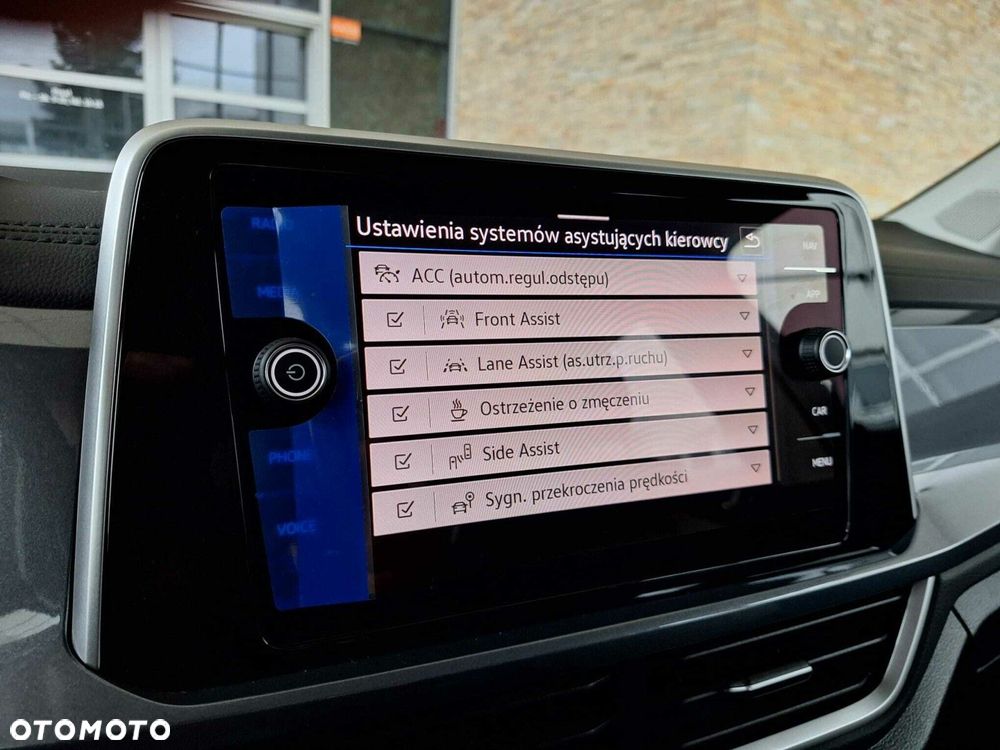 Volkswagen T-Roc 1.5 TSI Style DSG - 21