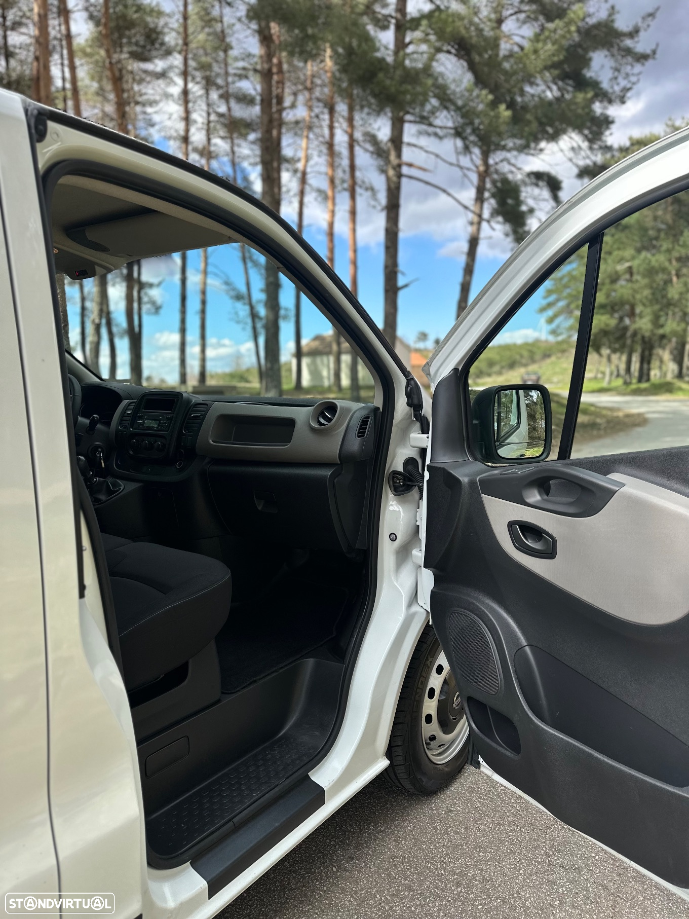 Nissan NV300 - 22